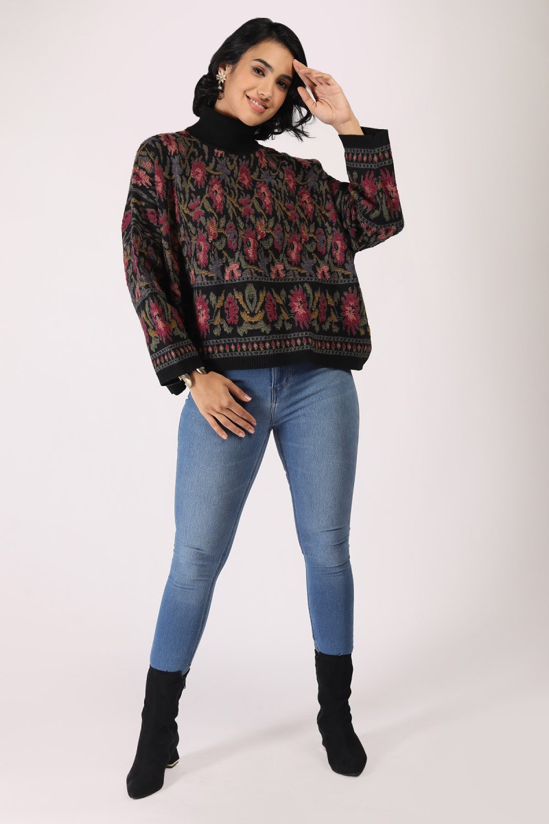 PLUSH KNIT FLORAL JACQUARD PONCHO 