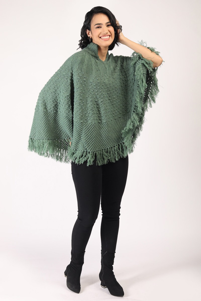 KNITTED PONCHO WITH FRINGES 