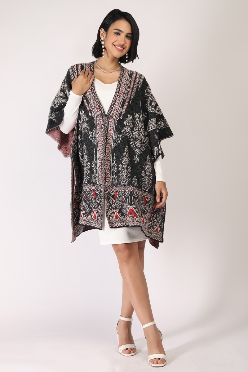 WEAVIING EFFECT JACQUARD KNITTED PONCHO 