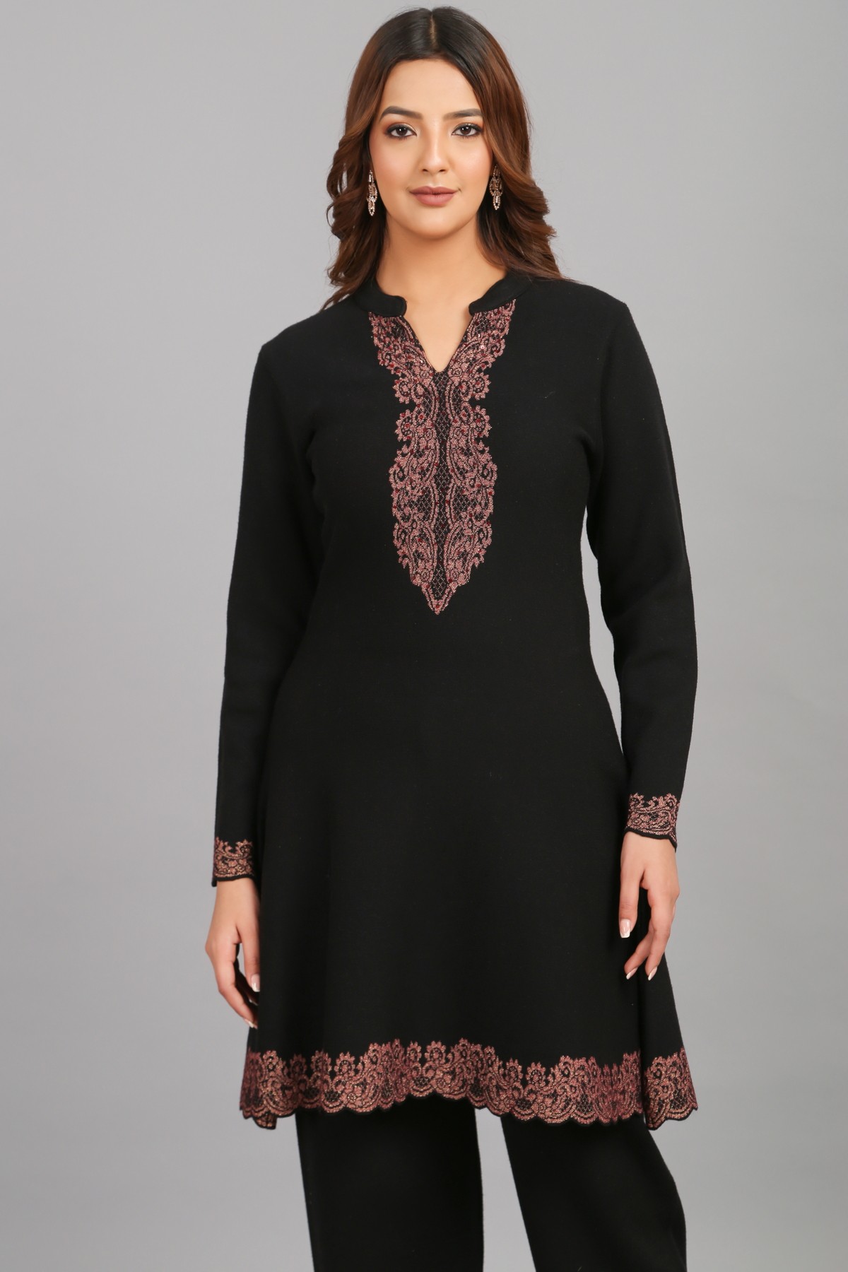 Buy Lace jacquard neck border co-ord Online in India